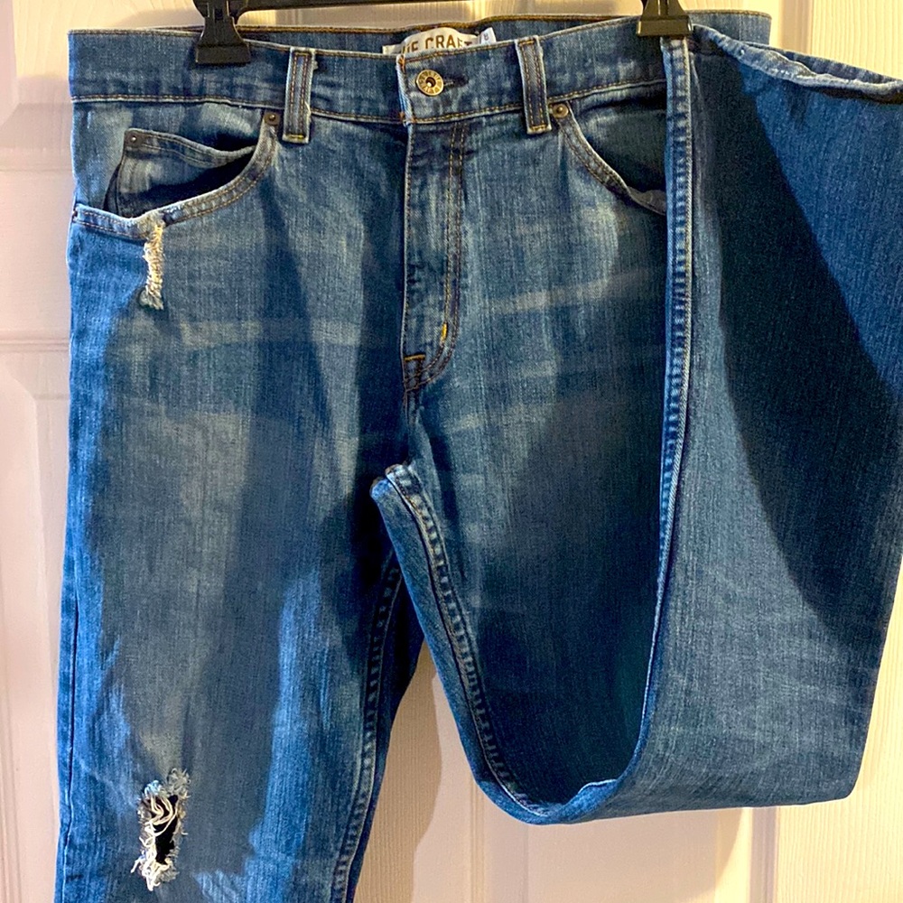 True Craft - Men's Athletic Cut Jeans - 33x32 - distressed